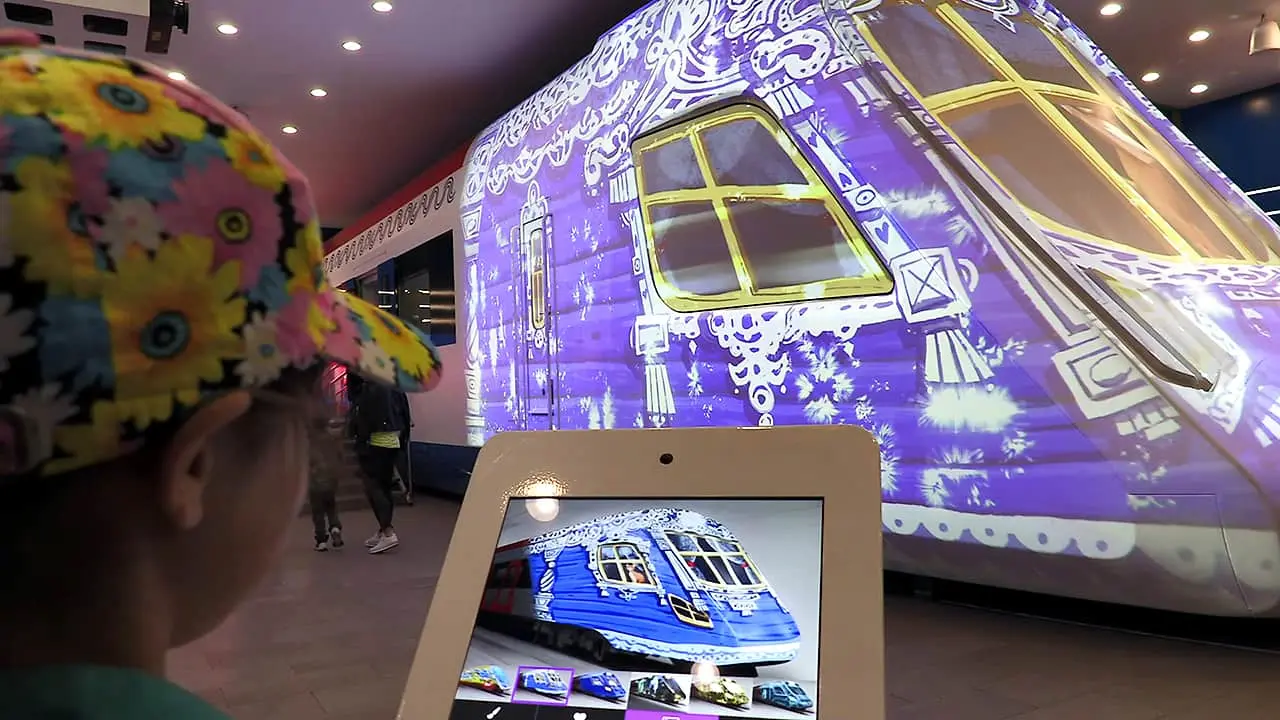 Visual effects immediately come to life on the surface of “Ivolga” train.