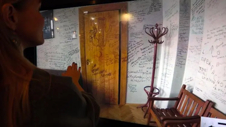 Yuri Lyubimov's office.