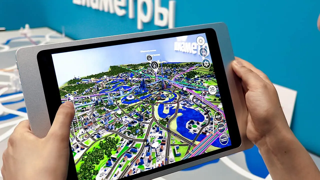 Hocus-pocus! There is a colorful and animated Moscow on the screen!